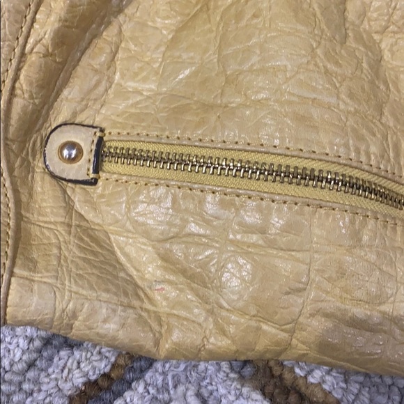 💕 B. Makowsky yellow leather large tote bag 💕 - Picture 16 of 16